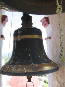One of San Esteban Church's four bells reveals a crack. © Julia Taylor, 2008