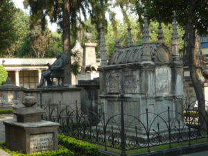 The San Fernando cemetery in Mexico City is cool and quiet. It dates from 1713. © Anthony Wright, 2011