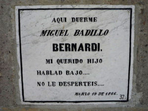 A gentle, sad refrain in the Panteon de San Fernando in Mexico City reads "Here sleeps my darling child. Talk softly — don't wake him." © Anthony Wright, 2011