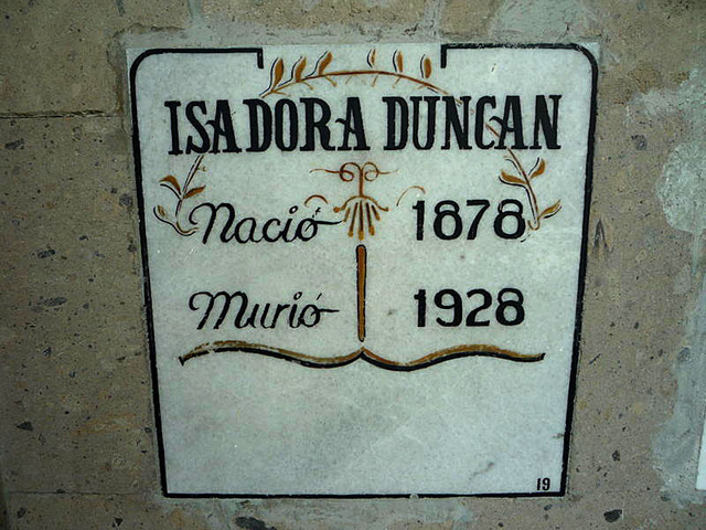 Isadora Duncan niche in Mexico City's San Fernando Cemetary. The legendary dancer is not buried there. © Anthony Wright, 2011