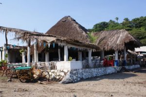 Several restaurants are located on the beach of Playa Los Platanitos, serving traditional Mexican fare and fresh seafood. Playa Platanitos is located in a small cove, and the calm clear ocean waters provide for some good snorkeling along the rocky shoreline at its south end.