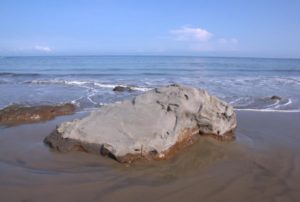 Mexico's Playa Platanitos is located in a small cove, and the calm clear ocean waters provide for some good snorkeling along the rocky shoreline at its south end. © Christina Stobbs, 2012