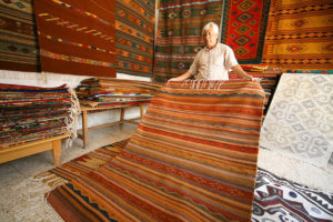 Casa Santiago displays the superbly woven Zapotec rugs created by Porfirio Santiago and his family. © William Ing, 200