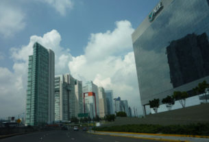 A clear day in Mexico City © Anthony Wright, 2011