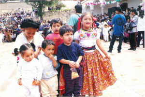 Six of Porfirio Santiago's grandchildren. The master weaver creates stunning Zapotec rugs in his Teeotitlan del Valle workshop in Oaxaca. © Alvin Starkman, 2007