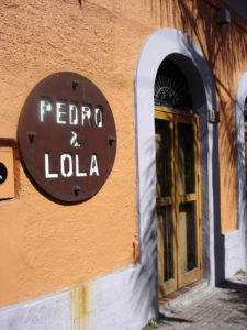 Pedro y Lola is the heart of the Plaza Machado, which in turn is the heart of Viejo Mazatlan. The popular restaurant takes its name from Pedro Infante and Lola Beltran, accomplished singers and movie stars from the state of Sinaloa. © Carolyn Patten, 2009