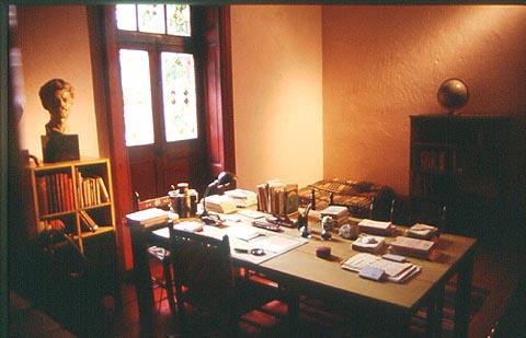 Trotsky’s belongings still sit on the desk in his study.