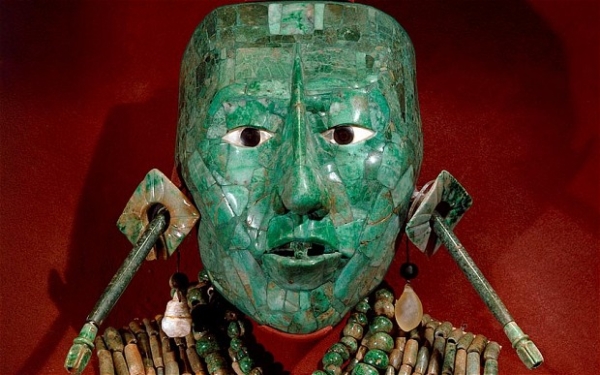 K’inich Janaab’ Pakal death mask in jade.