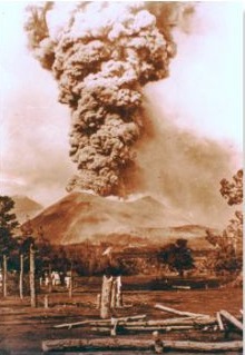 Paricutín in full eruption, July 16, 1943 Copyright of photo unknown.