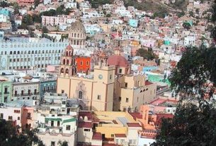 View from my casa high above the city of Guanajuato. © Geri Anderson, 2001