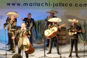 Viva Mexico! Viva El Mariachi!