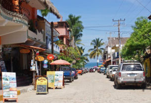 Street scene in Sayulita, a beach town on the Mexican Pacific coast © Christina Stobbs, 2012
