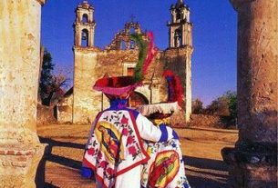 Chinelos dancers, Morelos