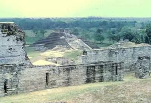 View across Plaza Norte to Temple One, Comalcalco