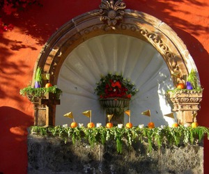 A fountain on a Mexican street honors Our Lady of Dolores on the Friday preceding Palm Sunday © Edythe Anstey Hanen, 2014