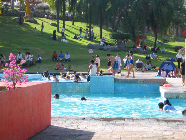 The lovely complex has both deep and shallow pools. The park is perfect for family fun in Mexico. © Julia Taylor 2008
