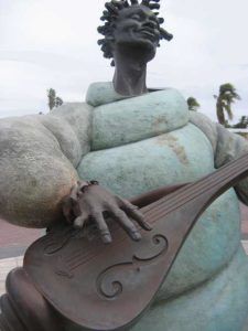 Musical art - Contemporary sculpture in La Paz, BCS Photo by Marisa Burton