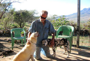 Nick Lampiris lives with his dogs in Mexico's Lake Chapala area. © Marvin West, 2010