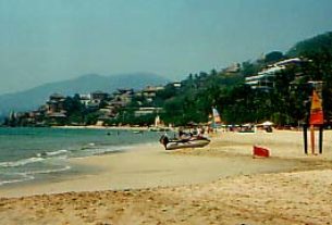 Playa La Ropa, Zihuatanejo