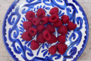 Mexican raspberries © Daniel Wheeler, 2010