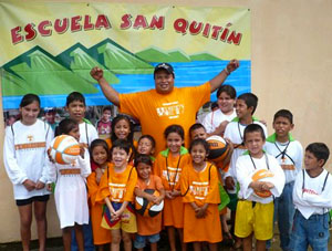 Jose Alonso Reynoso Meza with children from th San Quintin school in Nayarit © Edd Bissell, 2011