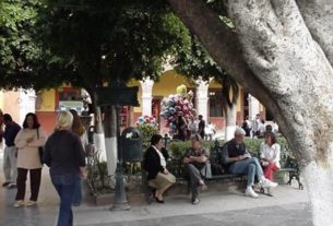 San Miguel de Allende © Nancy Harless, 2003