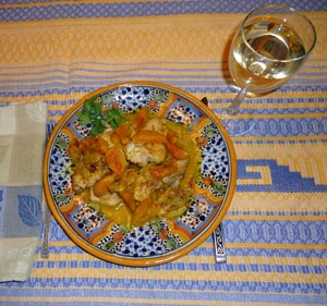 Aguascalientes chicken with fruit sauce goes beautifully with a Mexican chardonnay © Karen Hursh Graber, 2012