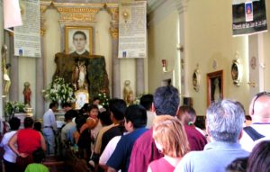 Mass in the chapel of La Mesita. Credit: Luis A. Dumois N.