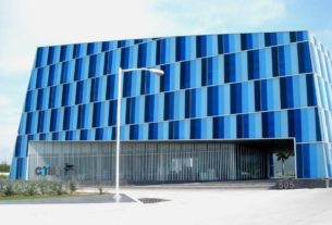 This impressive ultra-modern building houses Camara de la Industria de Transformación de Nuevo León or CAINTRA, as well as the offices of an industrial organization called the Instituto Mexicano de Innovación y Technología en Plásticos y Hule A.C. © Joseph A. Serbaroli, Jr. 2020