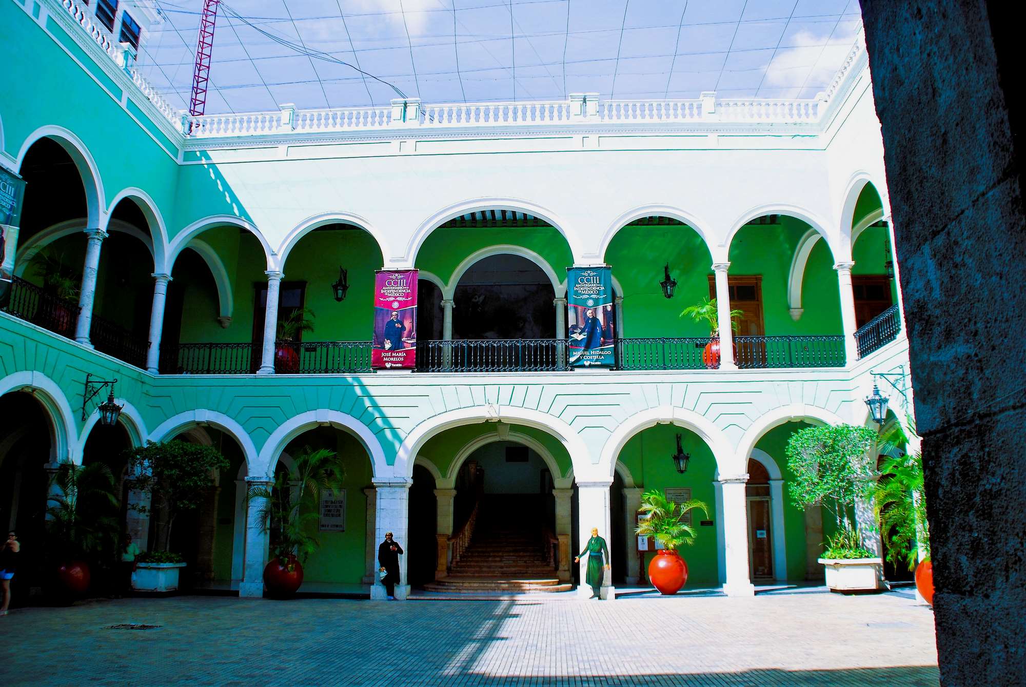 Palacio de Gobierno, Mérida © 2022 Jane Simon Ammeson