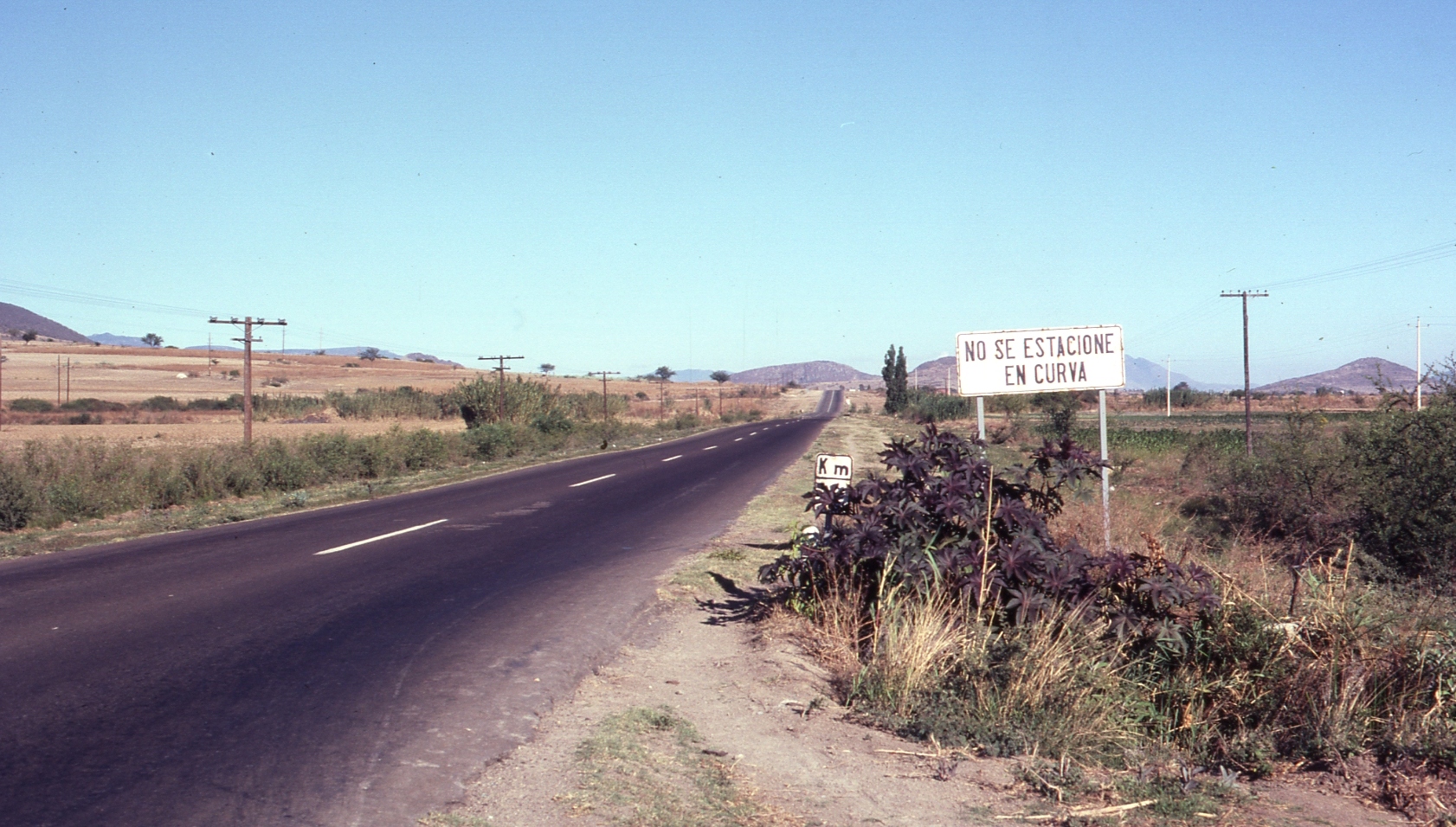 Tony Burton. 1981. Pan American Highway in Oaxaca
